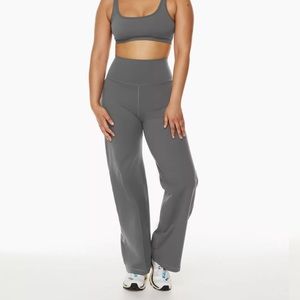 TnaLIFE™ Atmosphere Wide Hi-Rise Legging in spiced burgundy.